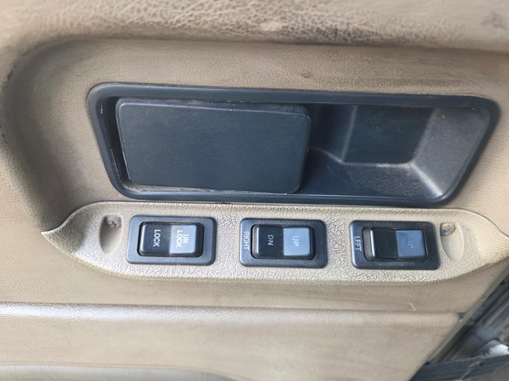 2005-caterpillar-c13-image-72