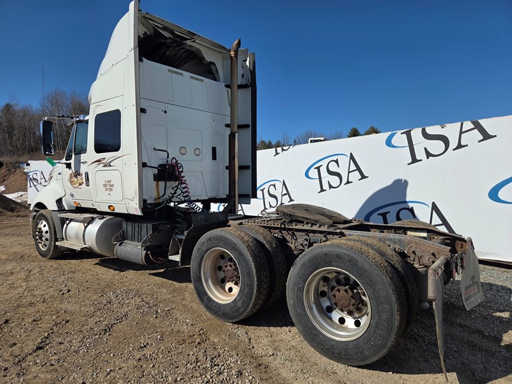 2013-international-prostar-image-3