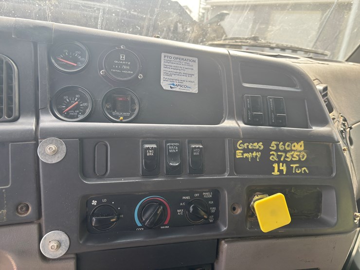 1999-sterling-l9513-image-30