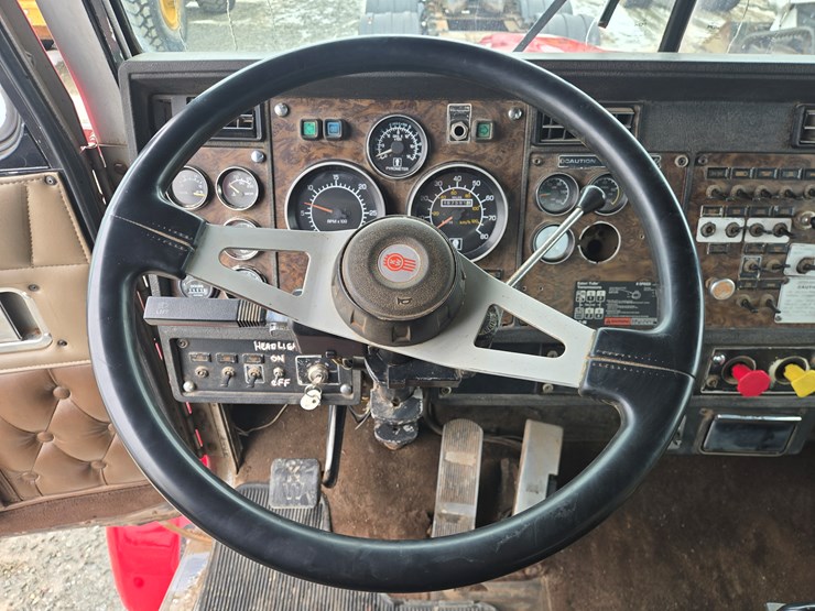 1993-kenworth-t800-image-86