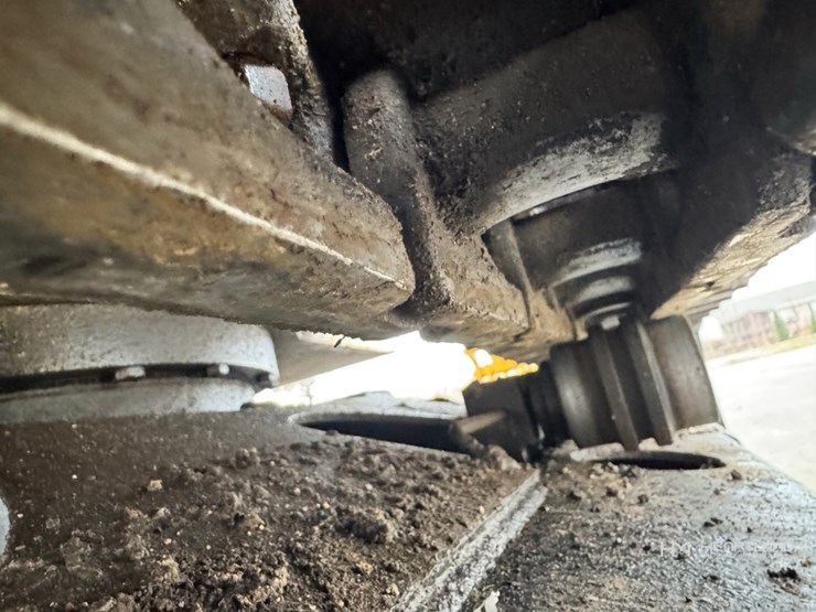 2014-caterpillar-305.5e-image-45