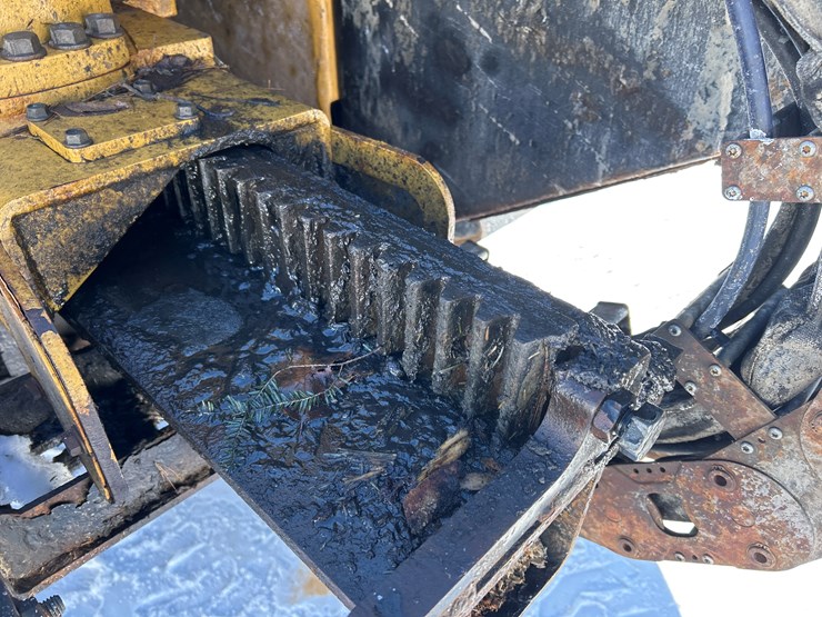 massey-ferguson-8-image-36