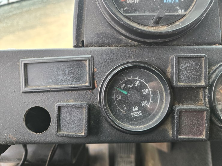 massey-ferguson-8-image-132