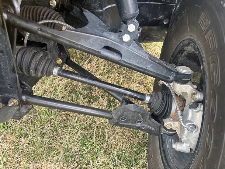 #2311-•-2023-can-am-hd-9-defender-xt-4x4-utv-image-64