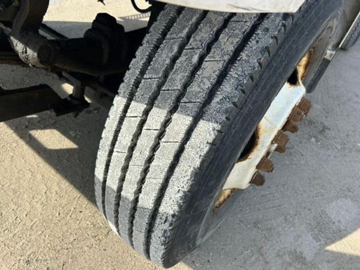 1997-ford-f800-image-87