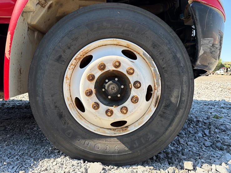 2005-international-durastar-4400-image-53