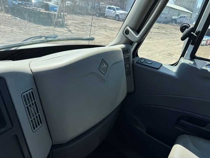 2018-international-4000-image-43