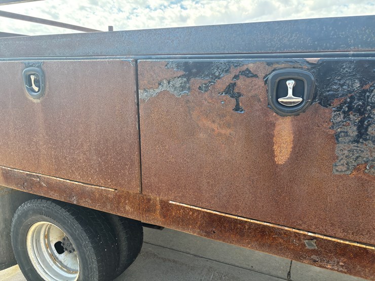 2017-ford-f350-image-51