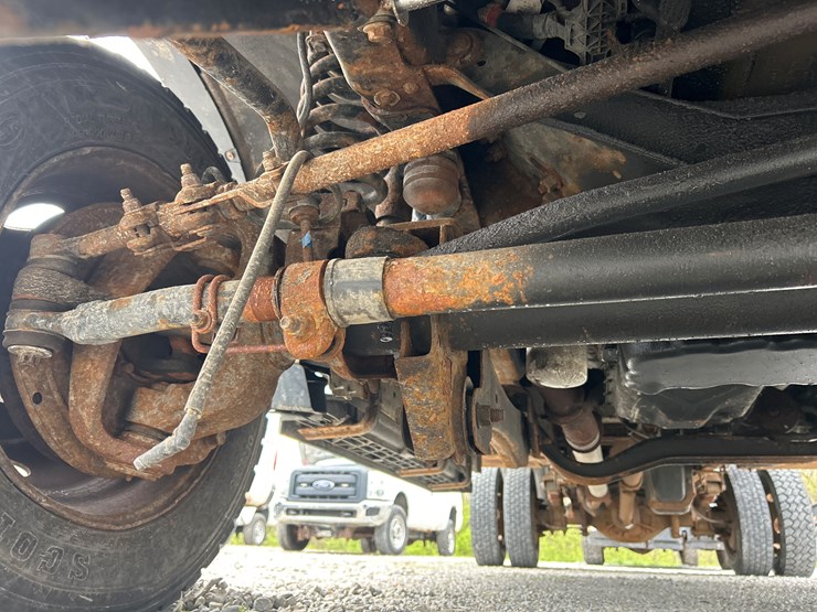 2012-ford-f450-image-27