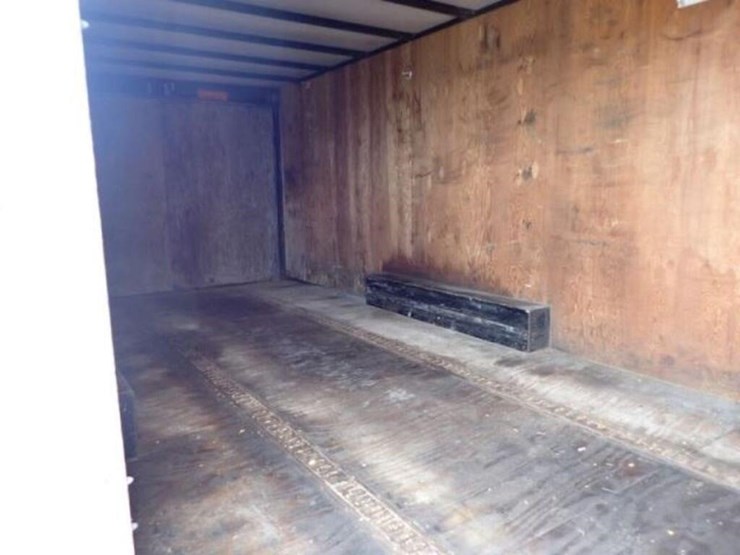 2011-car-mate-trailers-24-ft-t/a-enclosed-trailer-image-33