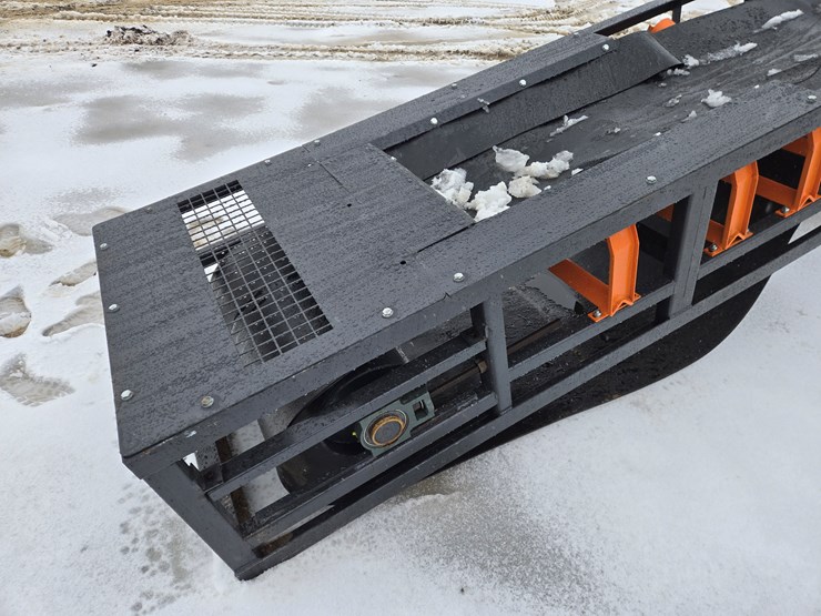 massey-ferguson-8-image-10