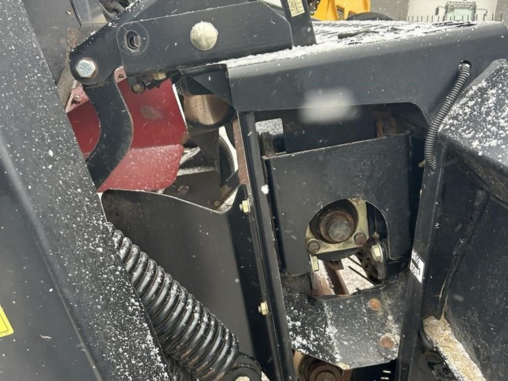 2013-mac-don-a30-d-image-65