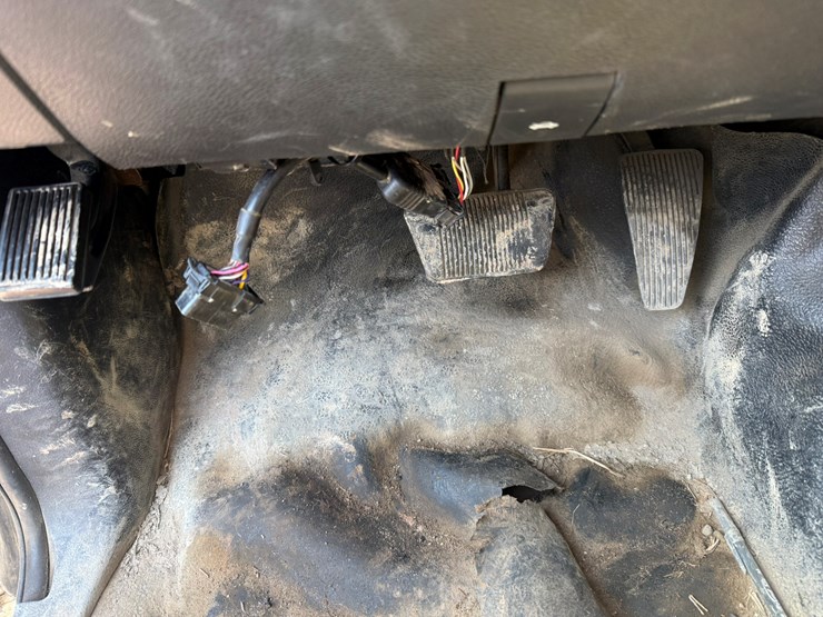 #2048-•-2013-ram-5500-heavy-duty-service-truck-image-40