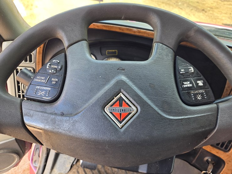 2012-international-prostar-image-57