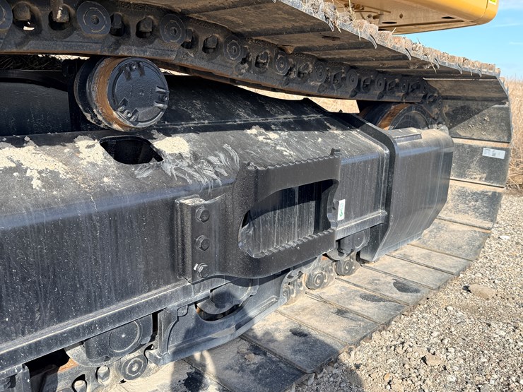 #1968-•-caterpillar-excavator-image-70