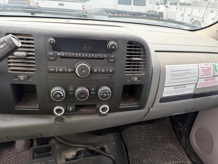 2012-gmc-sierra-2500-image-16