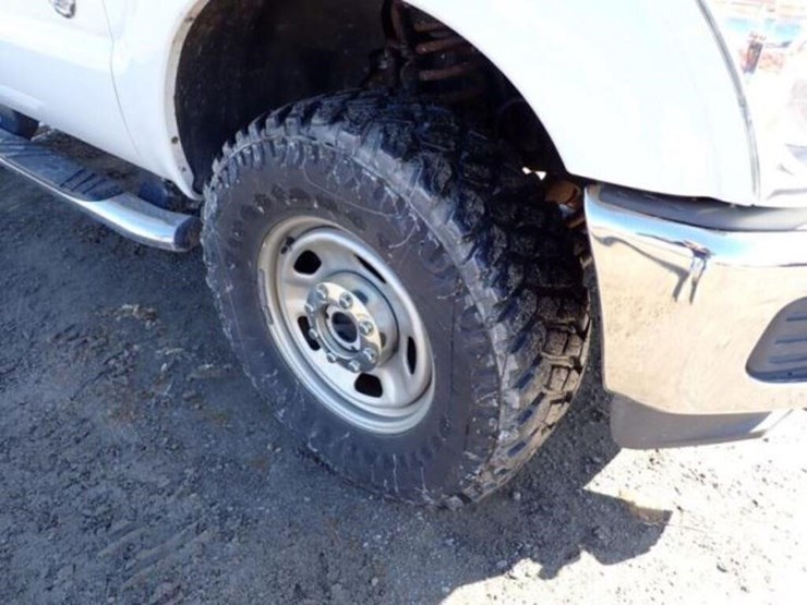 2016-ford-f350-xlt-image-38