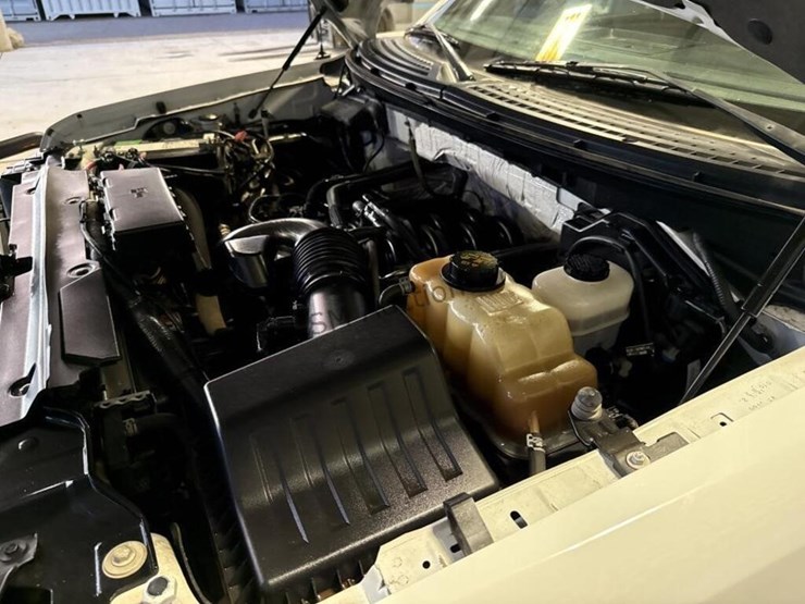 2012-ford-f150-image-13