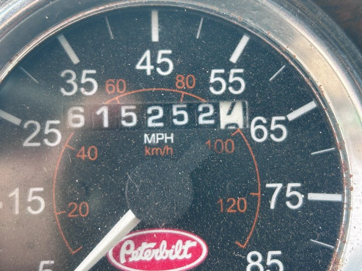 1998-peterbilt-379-image-59