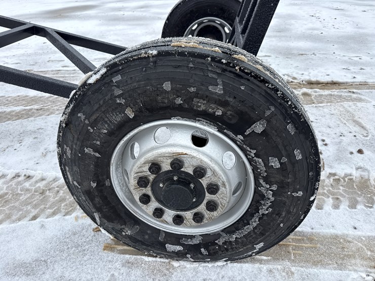 massey-ferguson-8-image-35