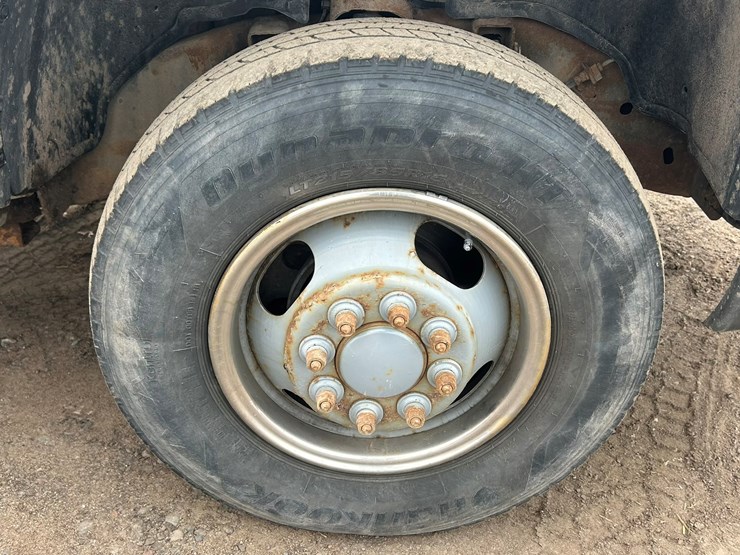 2004-chevrolet-3500-image-62