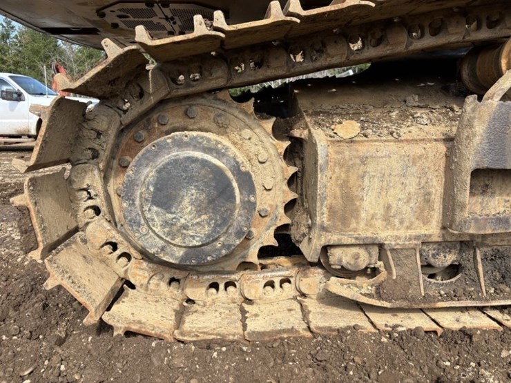 caterpillar-330c-image-15