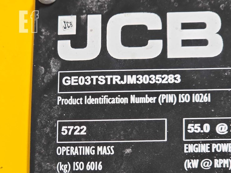 2021-jcb-3ts-8t-image-35