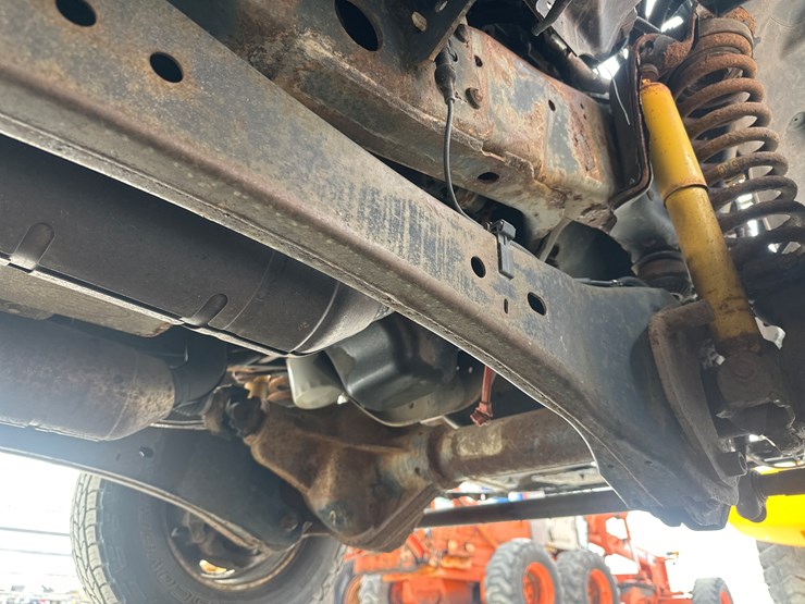 2010-ford-f350-image-51