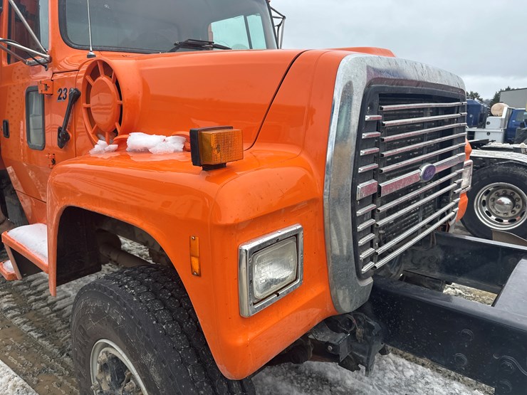 1997-massey-ferguson-8-image-10