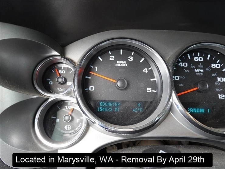 2011-chevrolet-3500-image-15