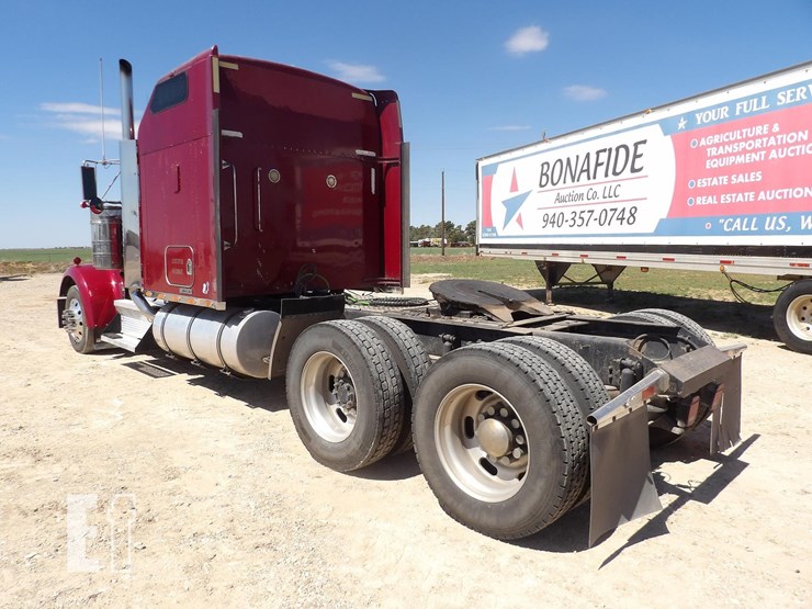 2005-kenworth-w900l-image-3