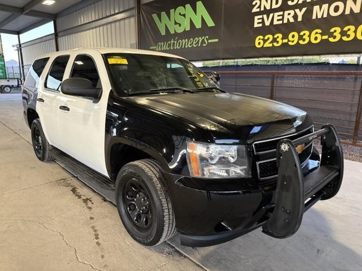 2013-chevrolet-tahoe-image-2