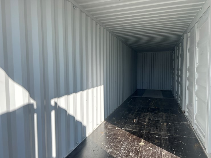 massey-ferguson-8-image-17