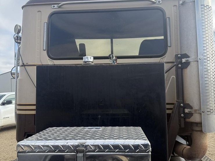 2007-mack-pinnacle-cxp613-image-15