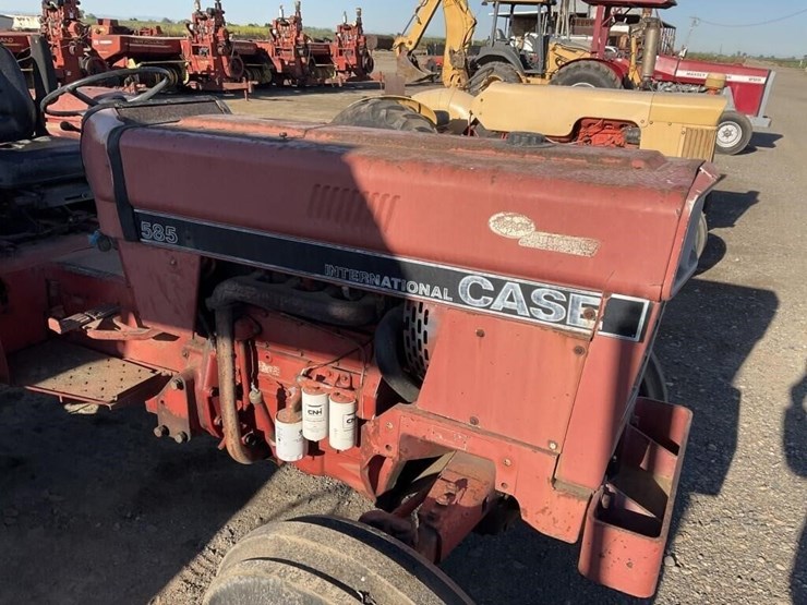 case-ih-585-image-8
