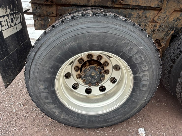 #1052-•-2007-international-7600sfa-tri-axle-dump-truck-image-67