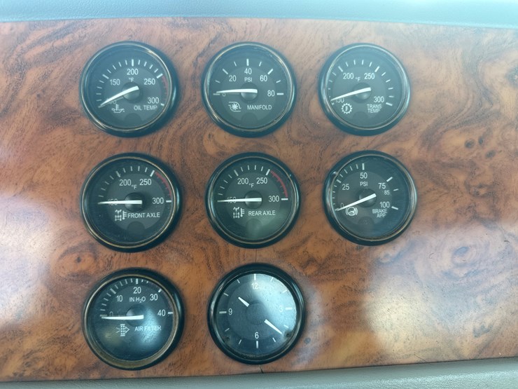 2008-peterbilt-386-image-30