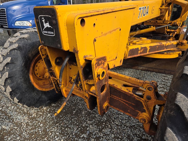 deere-770a-image-10