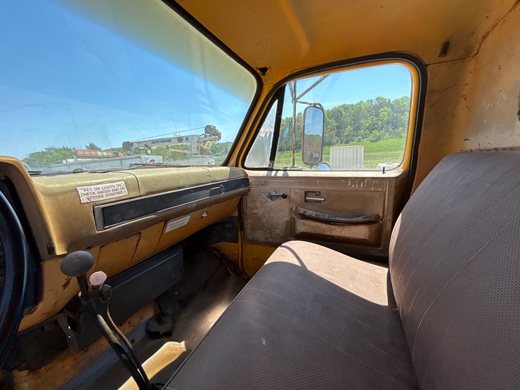 1984-chevrolet-c60-image-10