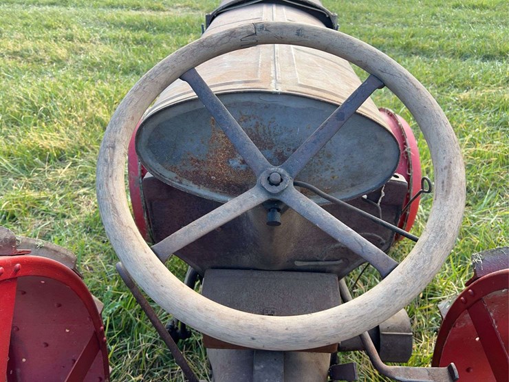 1920-fordson-tractor-image-38