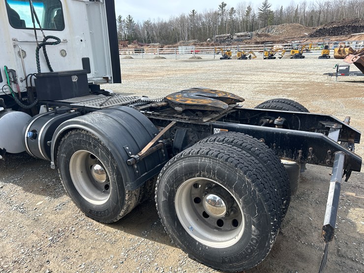 2017-kenworth-t680-image-20