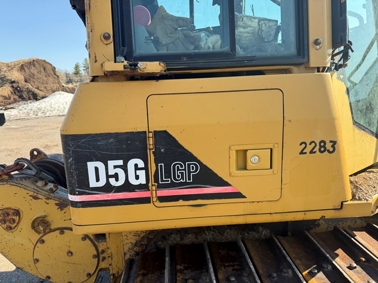 caterpillar-d5g-lgp-image-27