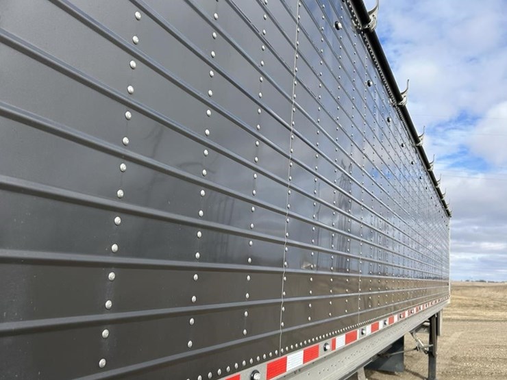 2025-wilson-grain-trailer-image-66