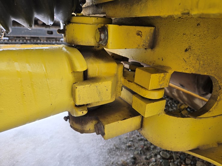 2004-bomag-bw120ad-4-image-22