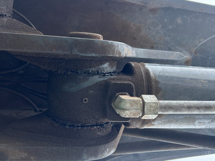 massey-ferguson-8-image-46