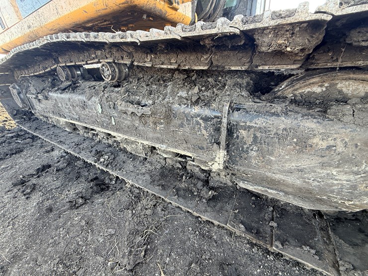 caterpillar-340-image-57