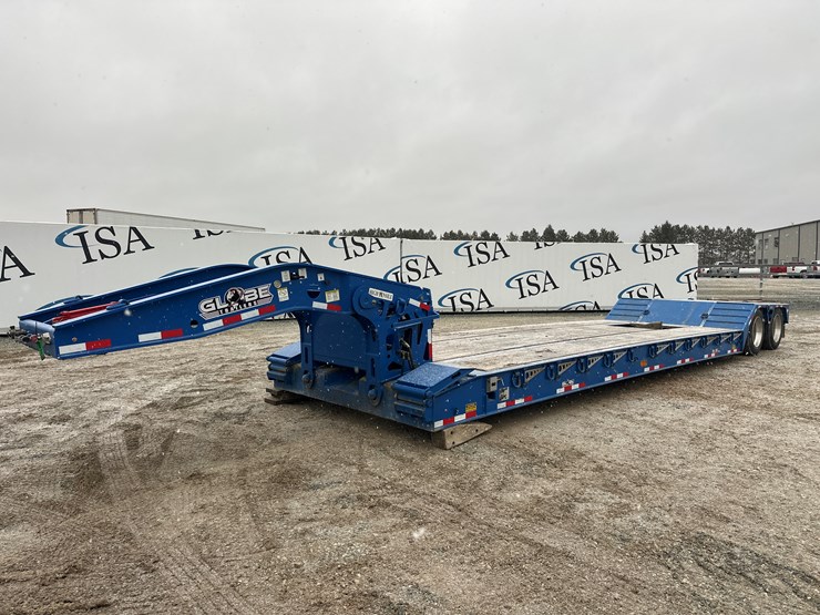 2022-globe-lowboy-image-1