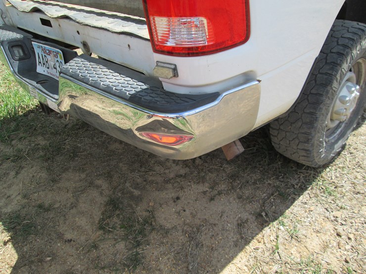 2012-dodge-2500-image-11