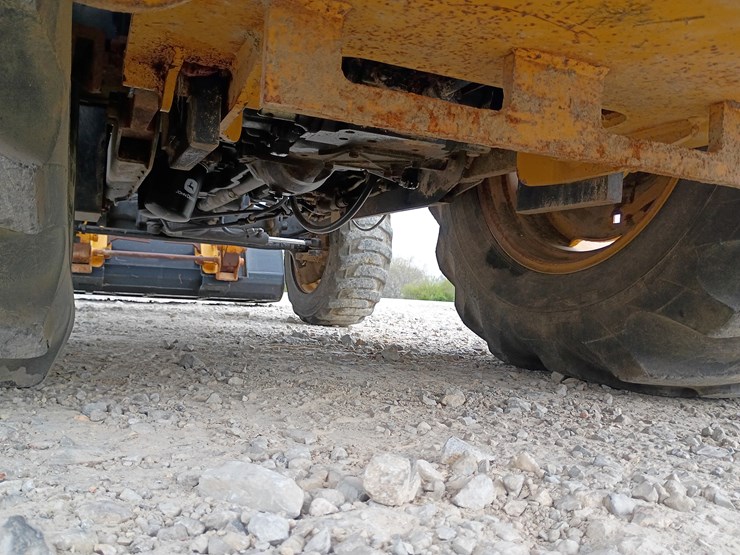 john-deere-110-image-76