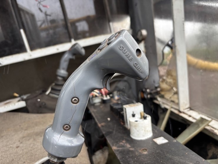 timbco-t445-image-13